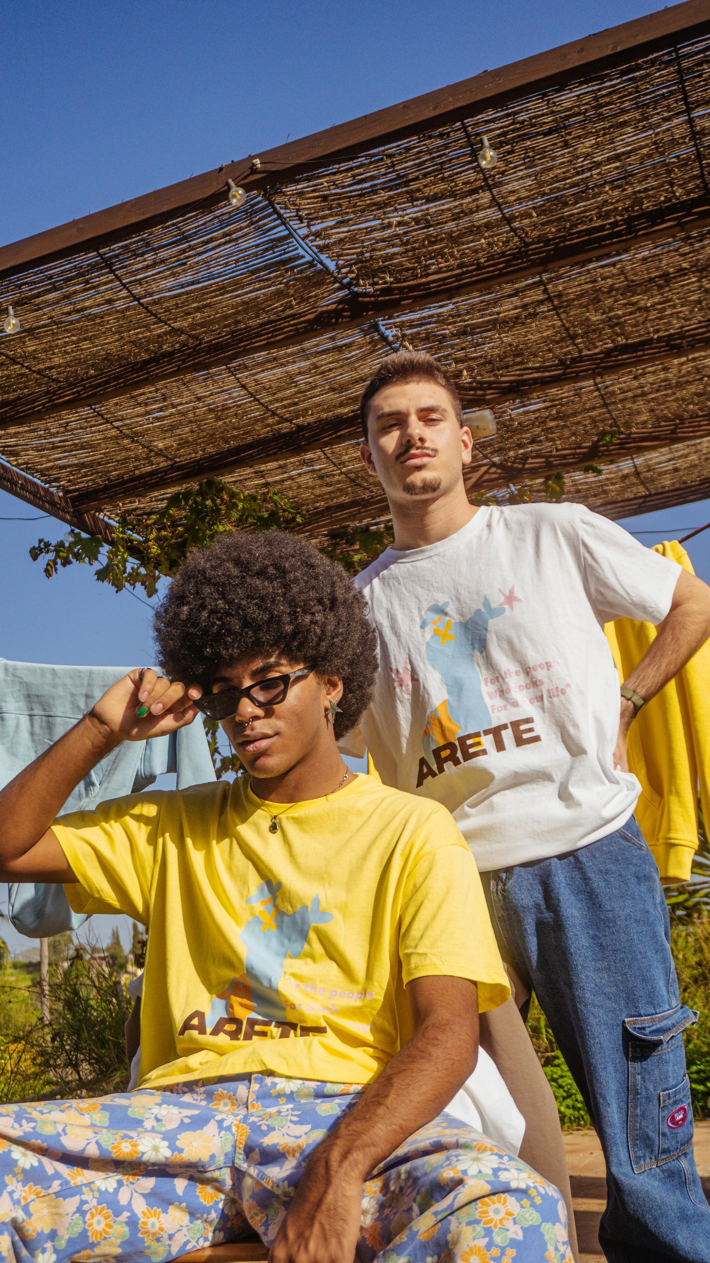 CAMISETA ARETE, WAITER - AMARILLO || WINTER24